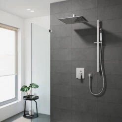 Kronenbach SUPRA Wandstangenset Q Eckig In Schwerer Messing Ausführung -DuschWelt Geschaft hersteller kronenbach brauseprogramm brausesets supra wandstangenset 4216273